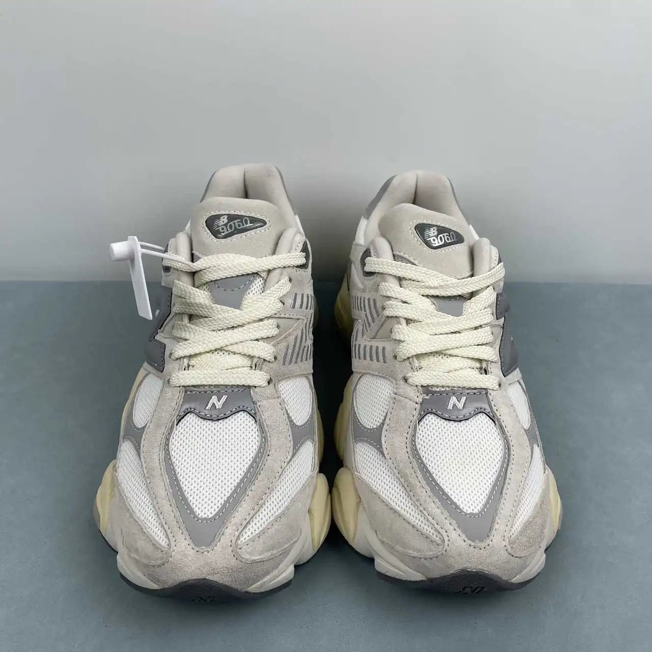 New Balance 9060 U9060ECA thumbnail 3