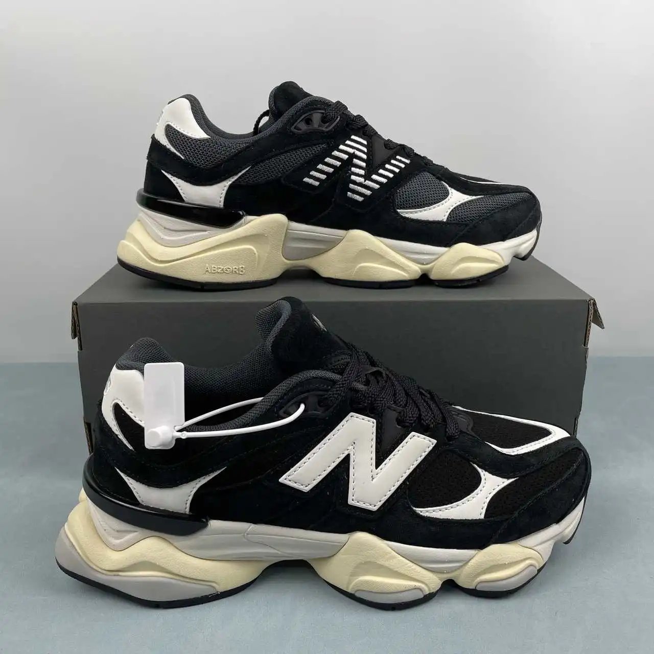 New Balance 9060 U9060AAA