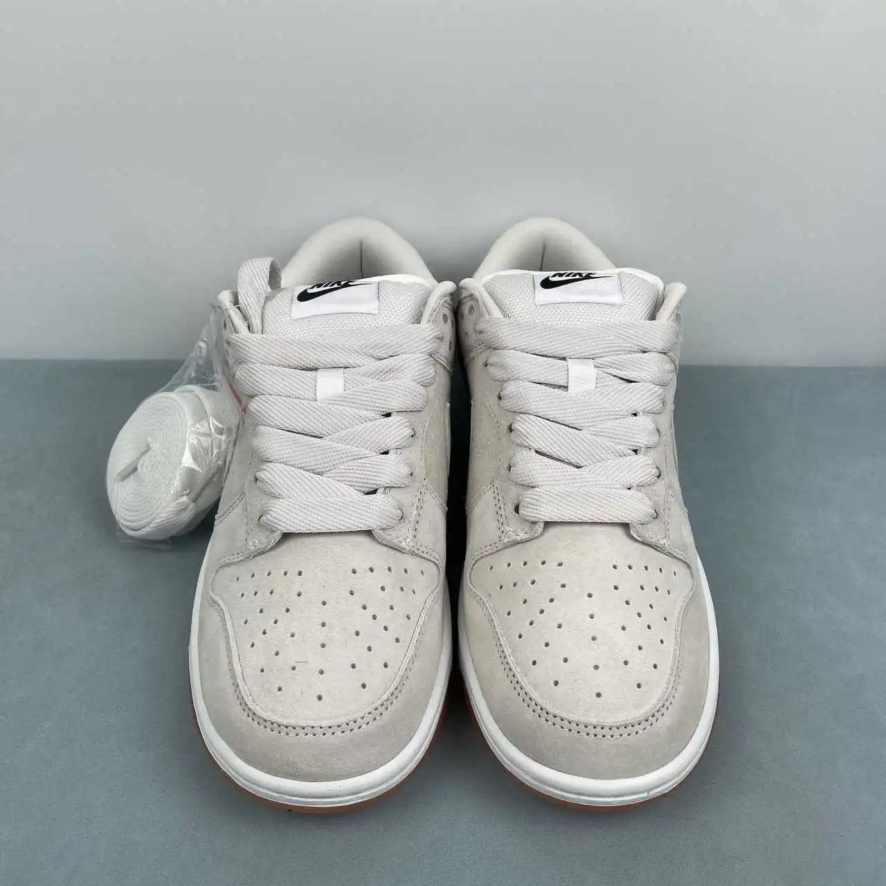 Nike Dunk Low Off-White – HJ0367-100 thumbnail 3