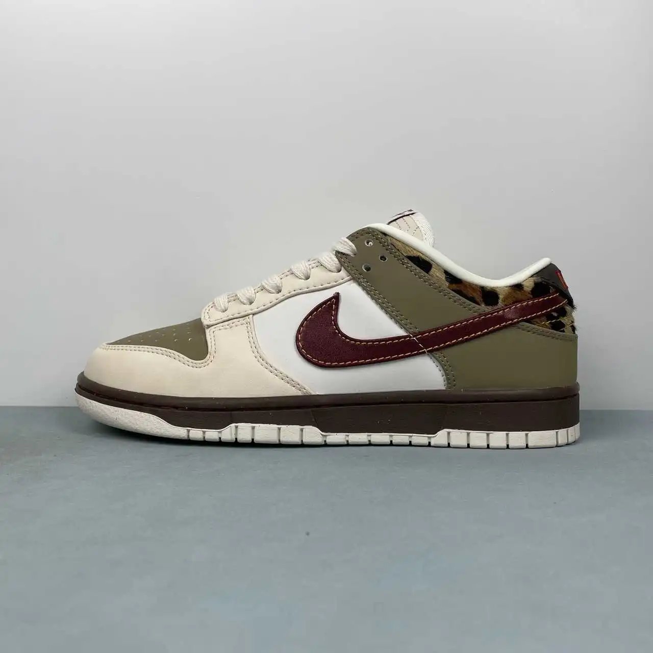 Nike Dunk Low Off-White Olive Green Burgundy Color-Blocked – IM6687-262 thumbnail 3
