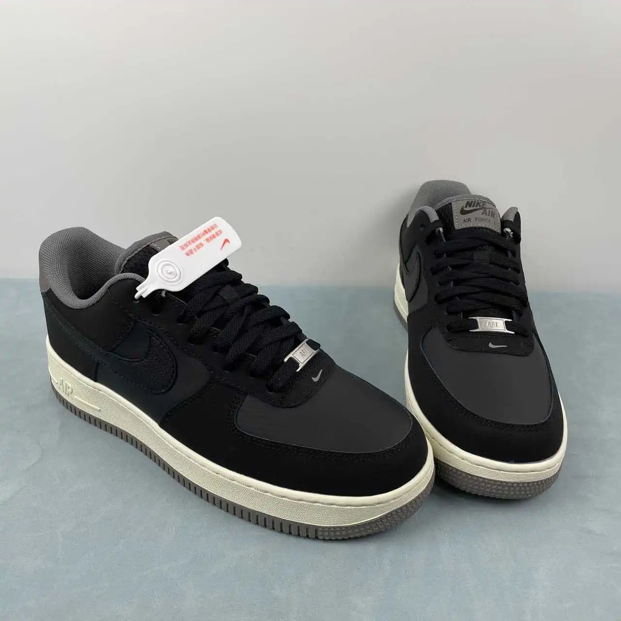Nike Air Force 1 FZ5225-001 thumbnail 2