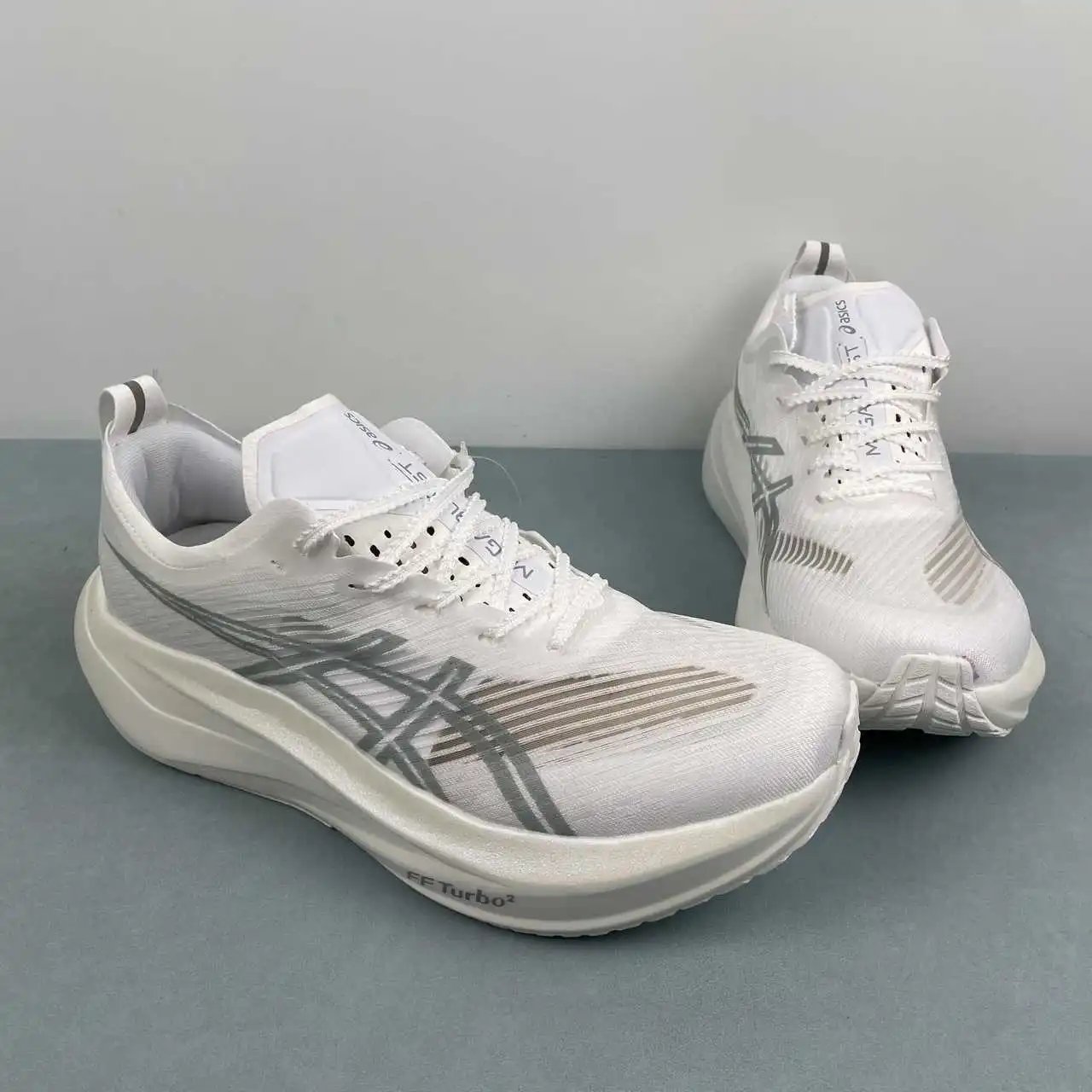 Asics MEGABLAST 1013A170-100 thumbnail 2