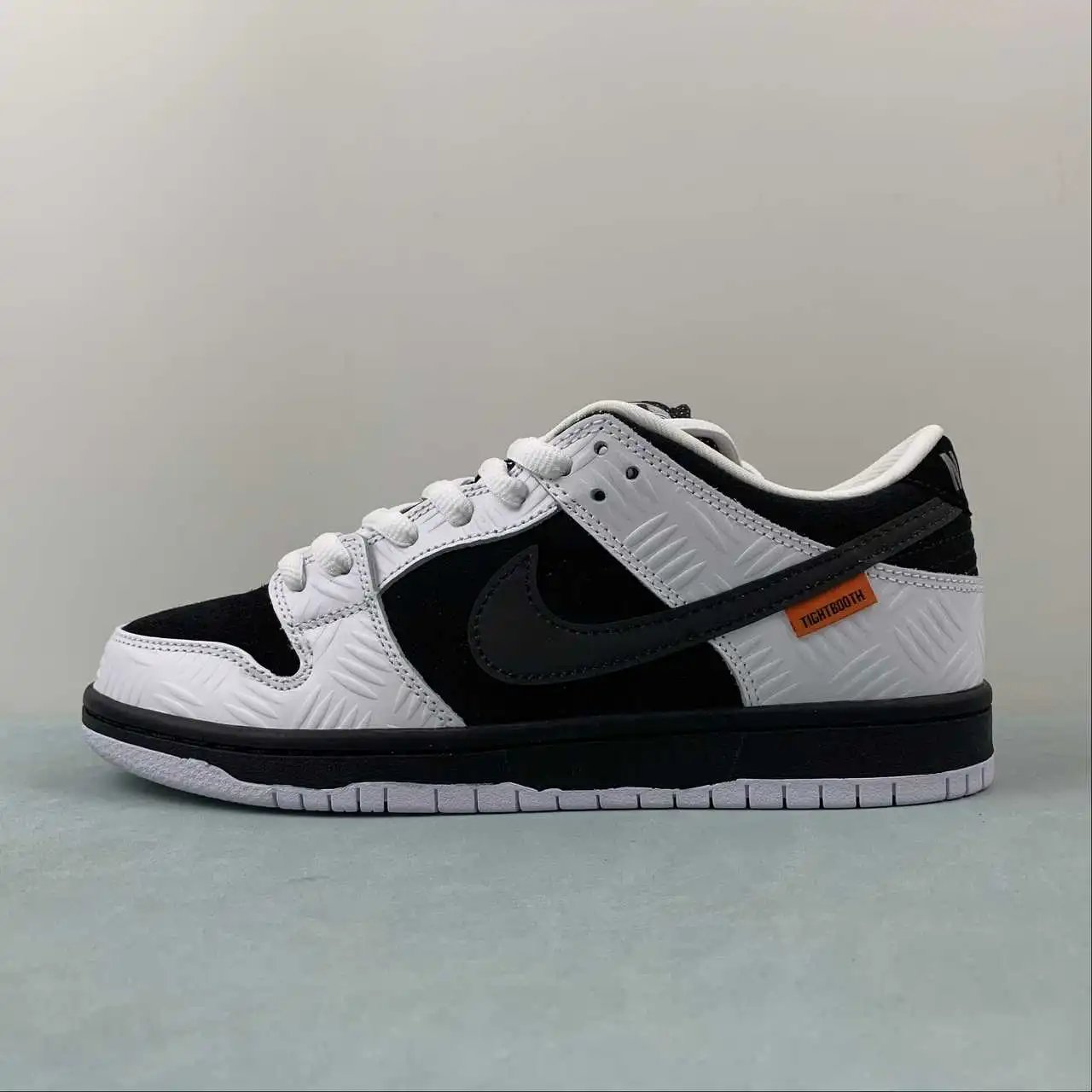 Nike Dunk Low FD2629-100 thumbnail 4