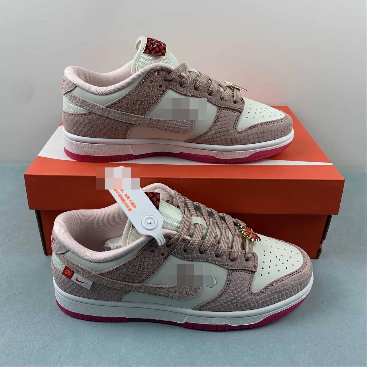 Best sellinglow ankle sneakers丨same style for men and women, couple street style, thick solenon-slipabrasion resistant丨casual sports dual-use丨multiple colors available in sizes 37-47 best sellinglow ankle sneakers丨same style for men and women, couple street style, thick solenon-slipabrasion resistant丨casual sports dual-use丨multiple colors available in sizes 37-47