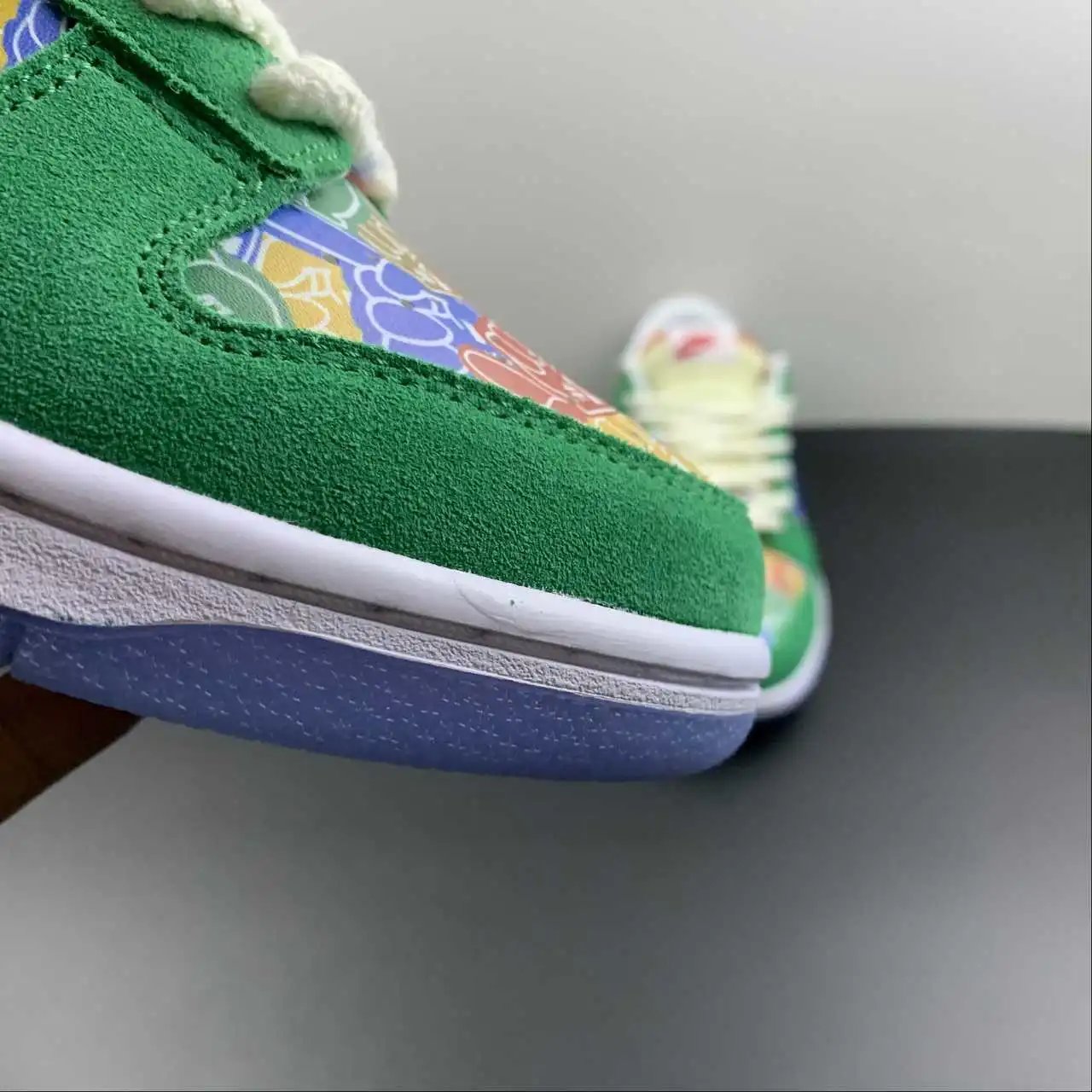 Nike Dunk Low DZ5184-300 7