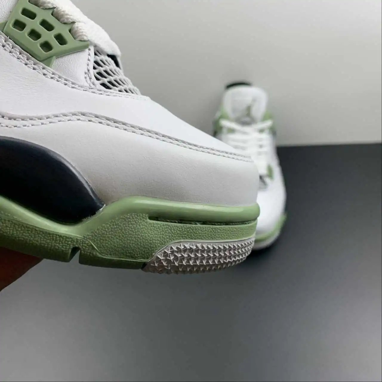Air Jordan 4 AQ9129-103 7