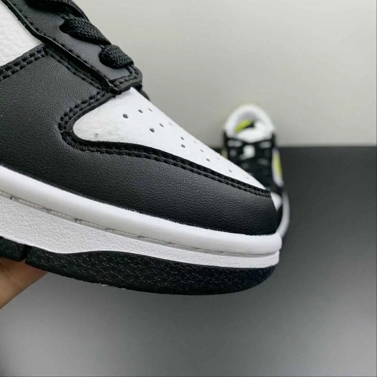 Nike Dunk Low FQ2431-001 7