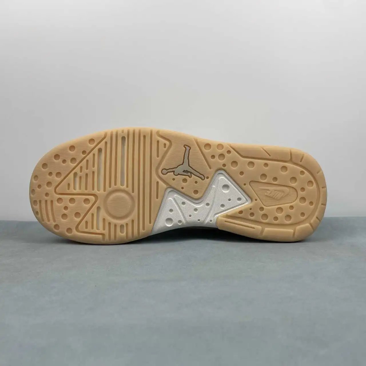 Air Jordan Flight Court HJ6778-102 11