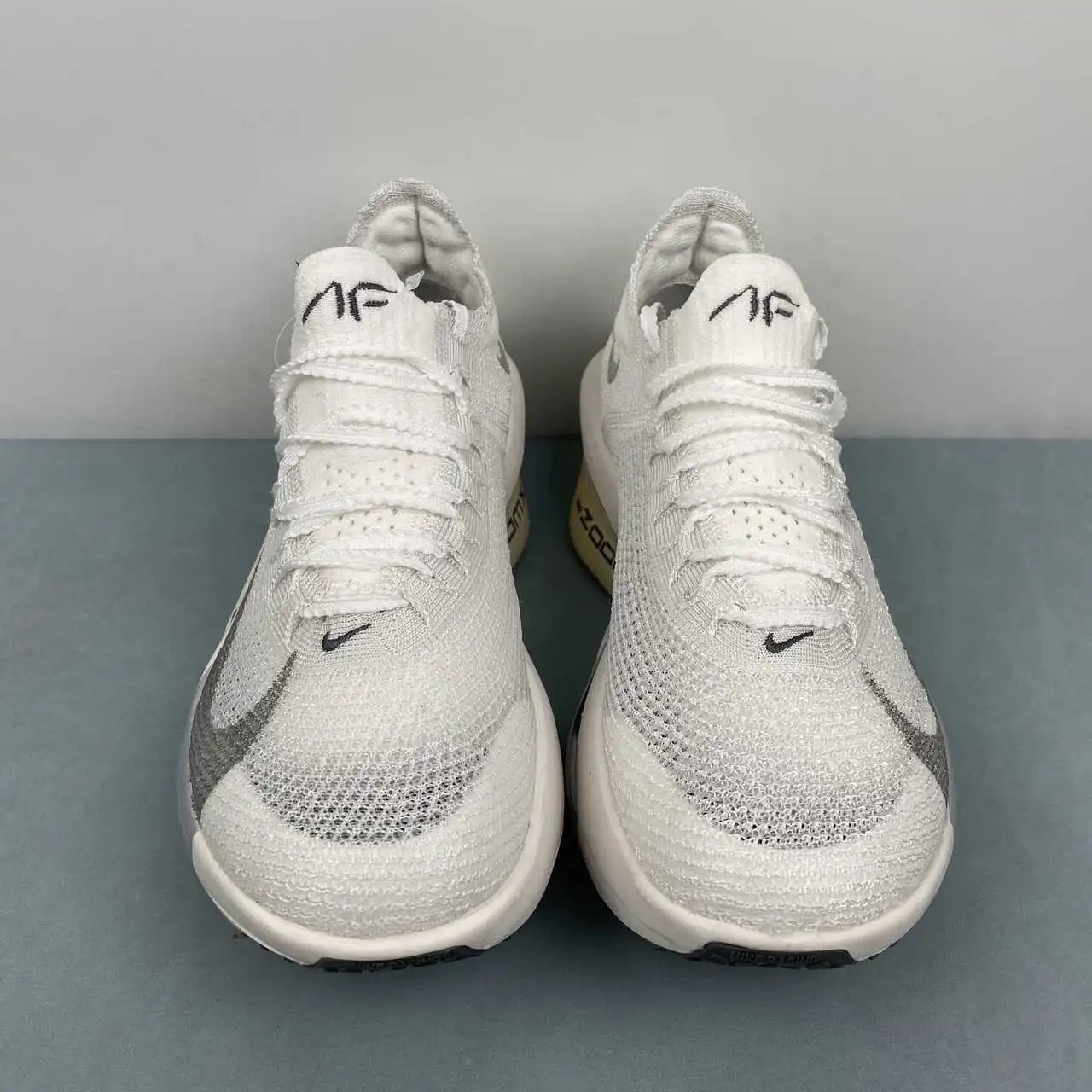 Nike Zoom Alphafly Next IQ0309-094 thumbnail 3