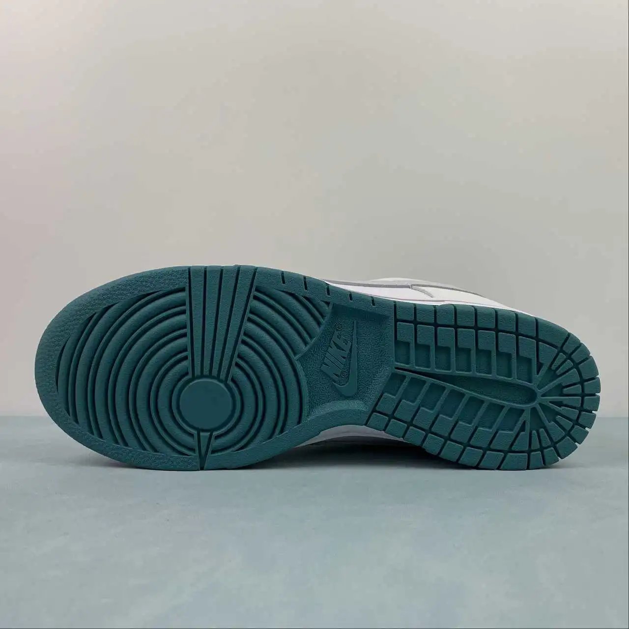 Nike Dunk Low FD9911-101 12