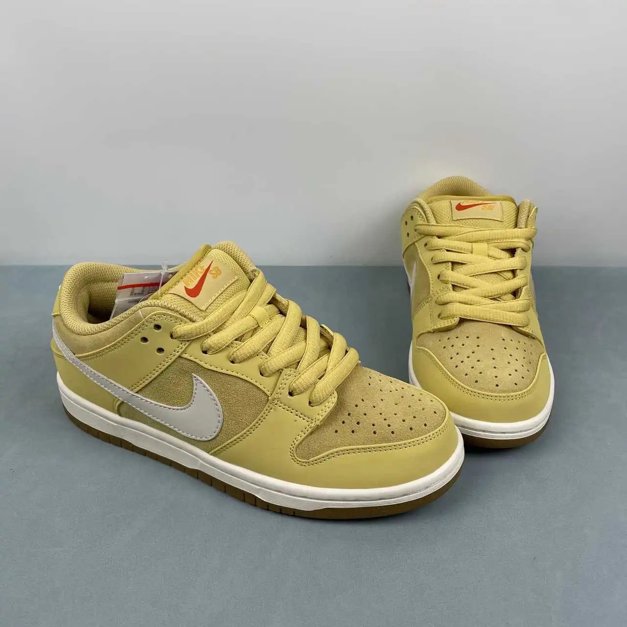 Nike Dunk Low Light Yellow White Color-Blocked – FJ1674-700 thumbnail 2