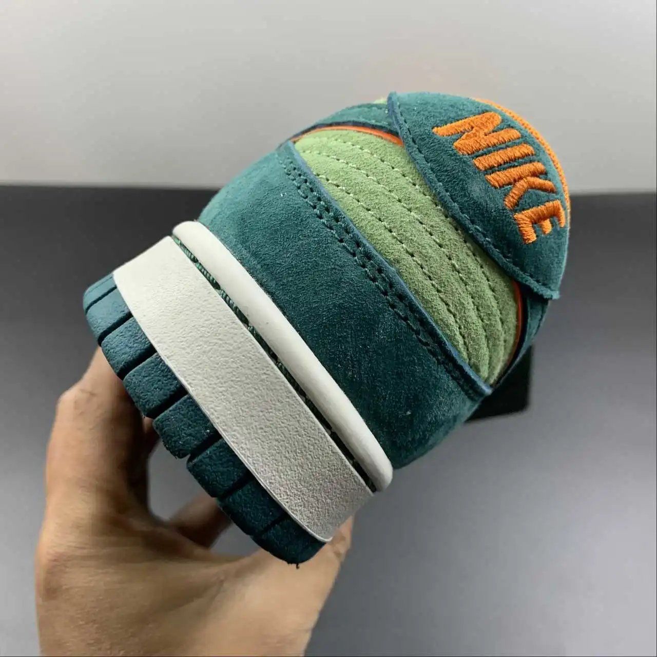 Nike Dunk Low LF0039-022 10