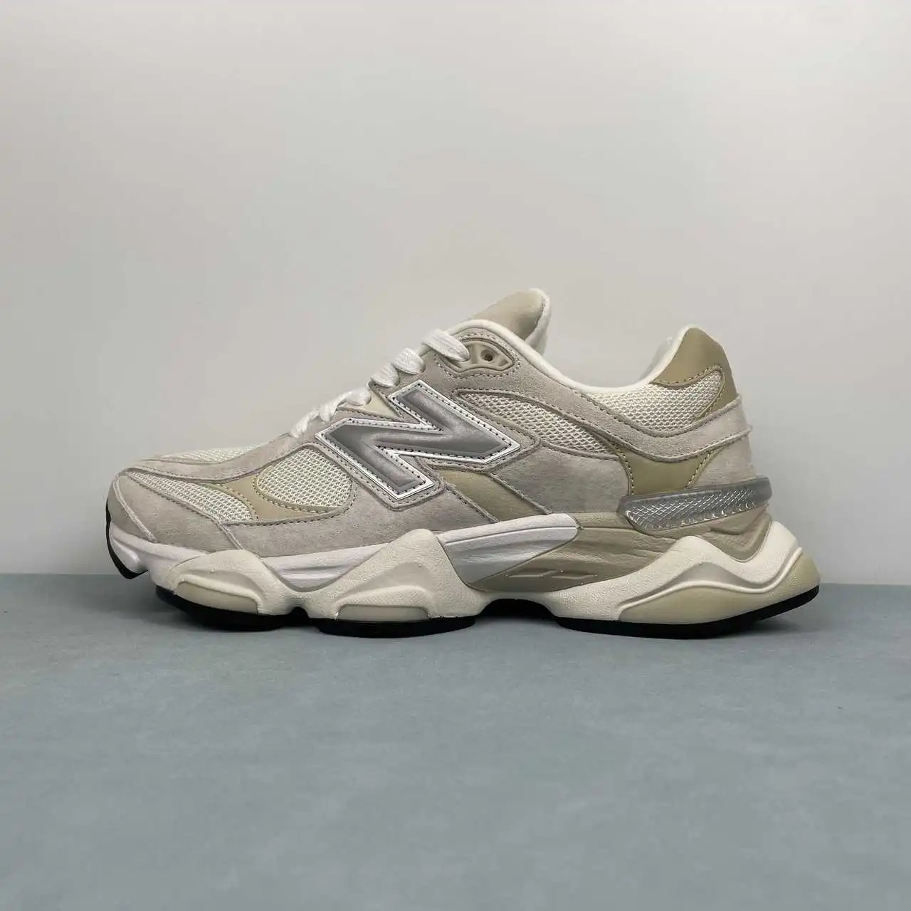 New Balance 9060 U9060TAT thumbnail 4