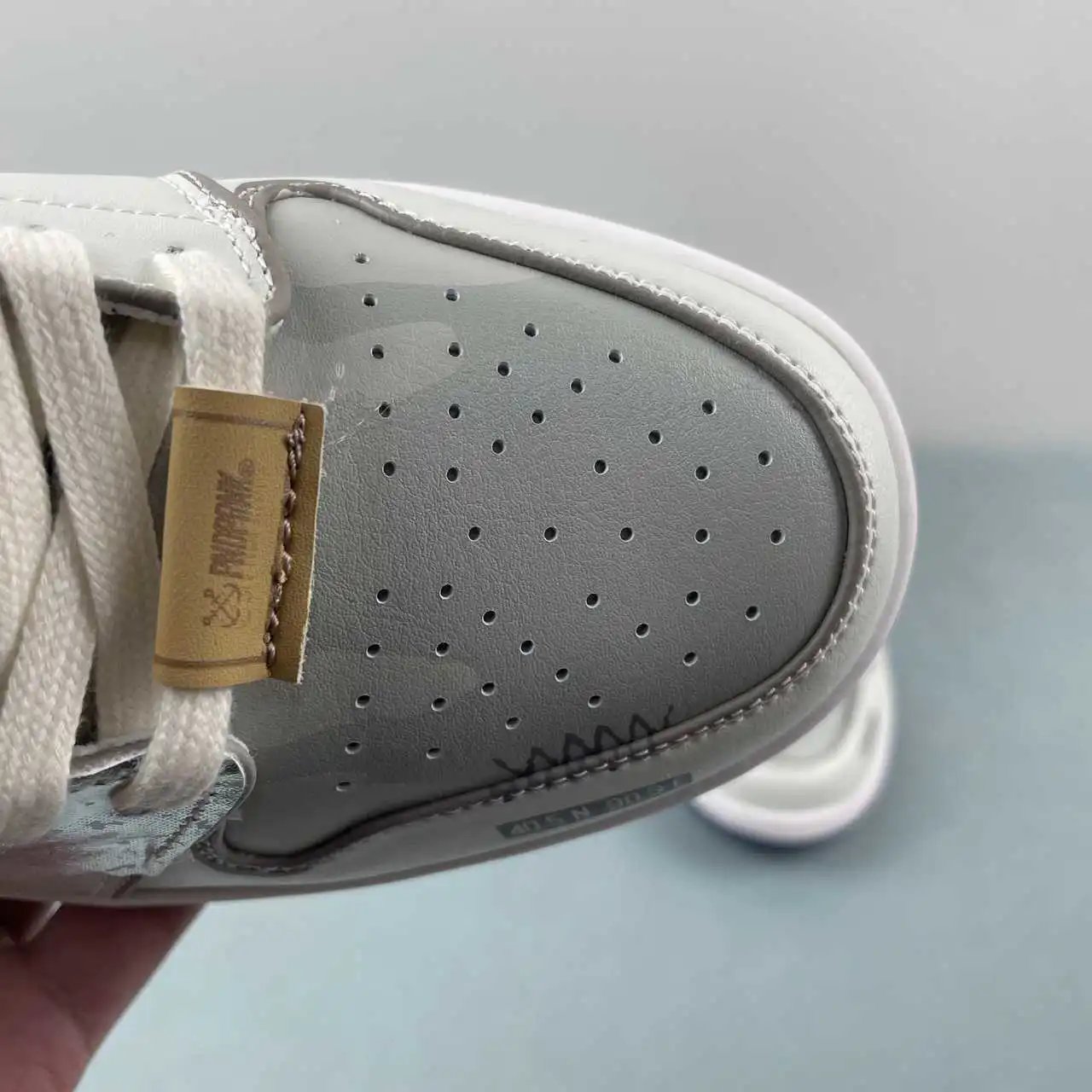 Air Jordan 1 Low 53558-414 10