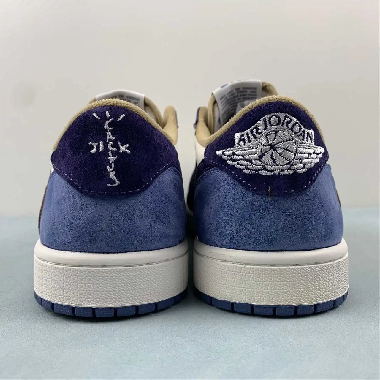 Air Jordan 1 Low DM7866-808 thumbnail 4