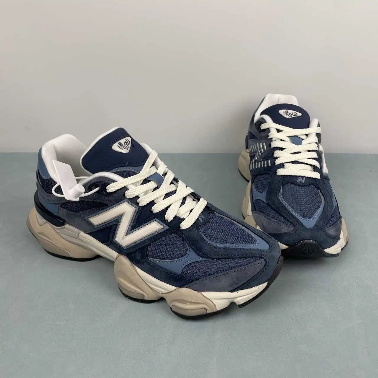 New Balance 9060 U9060EEF thumbnail 2