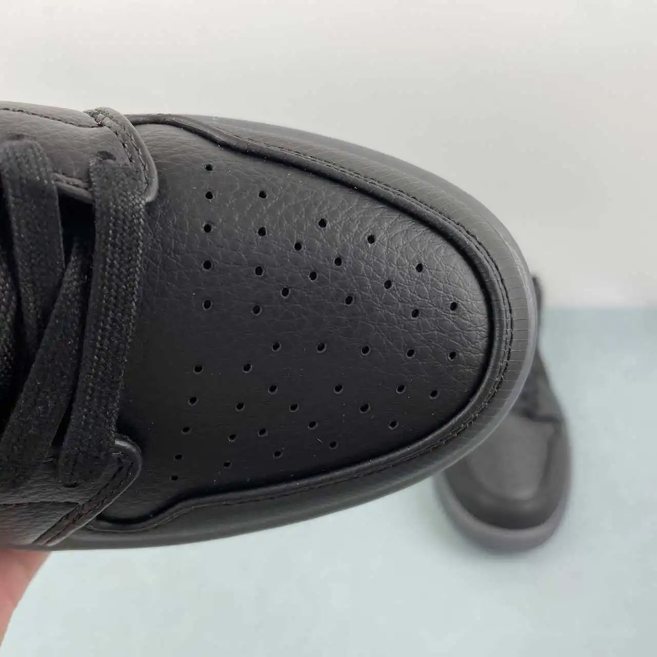 Air Jordan 1 Low HV5968-001 10