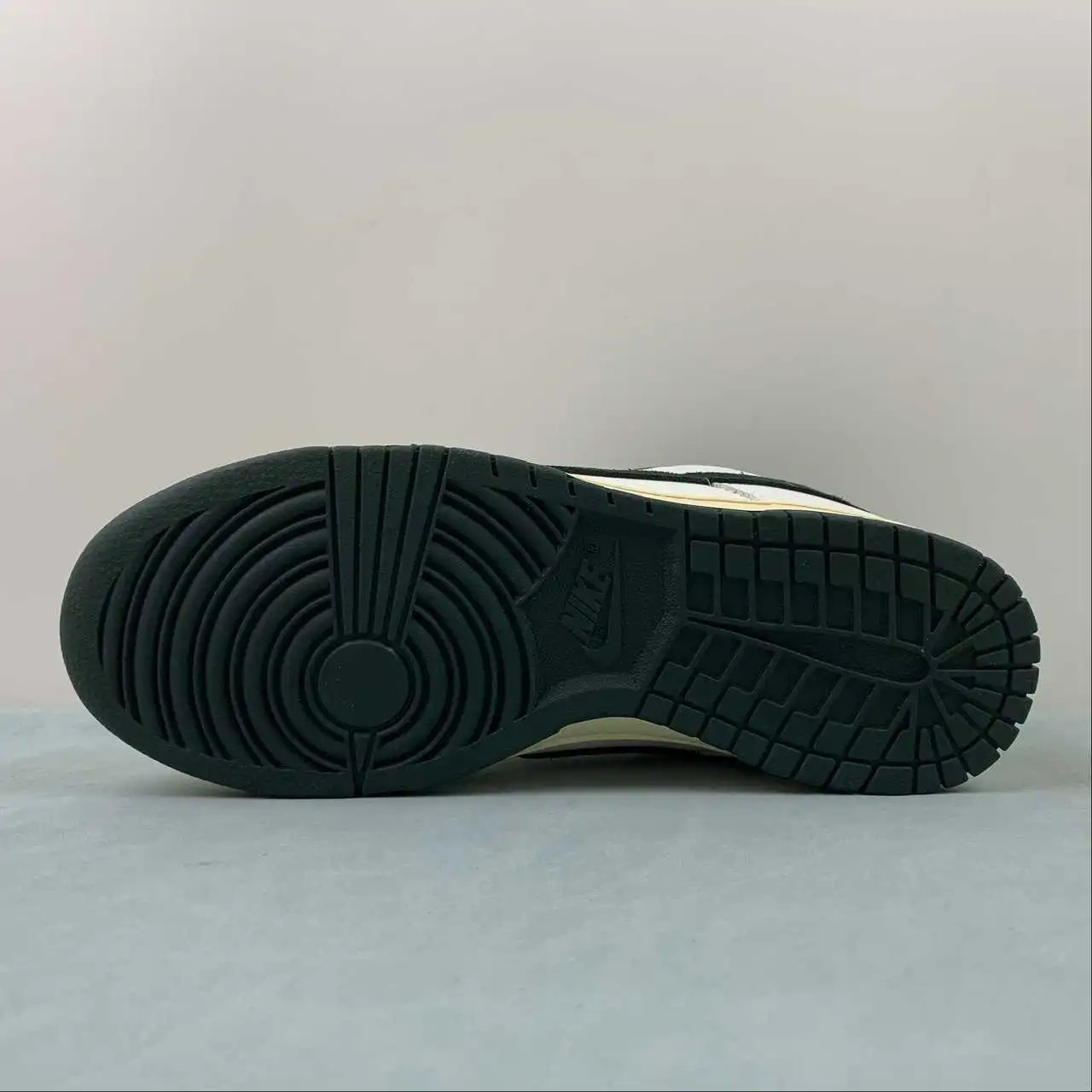 Nike Dunk Low FQ8080-133 12