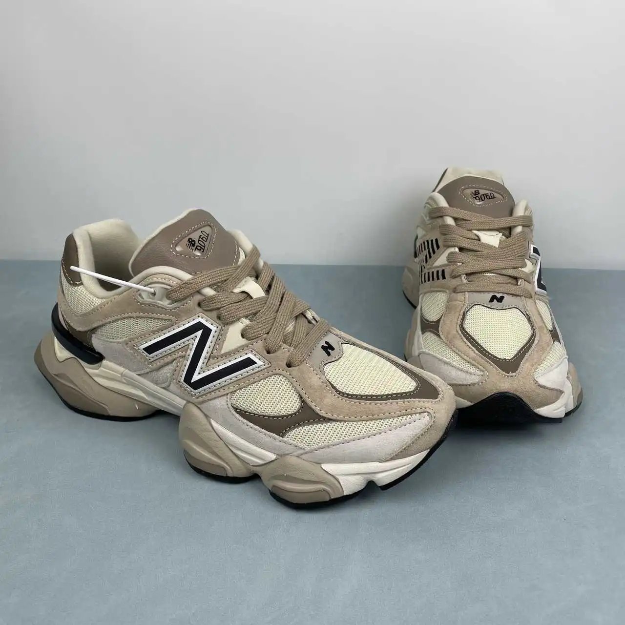 New Balance 9060 U9060ZBB thumbnail 2