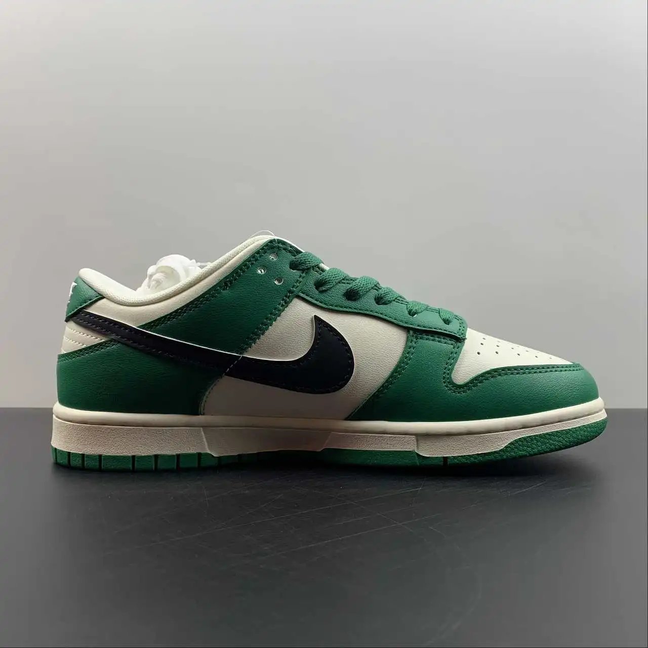 Nike Dunk Low DR9654-100 5