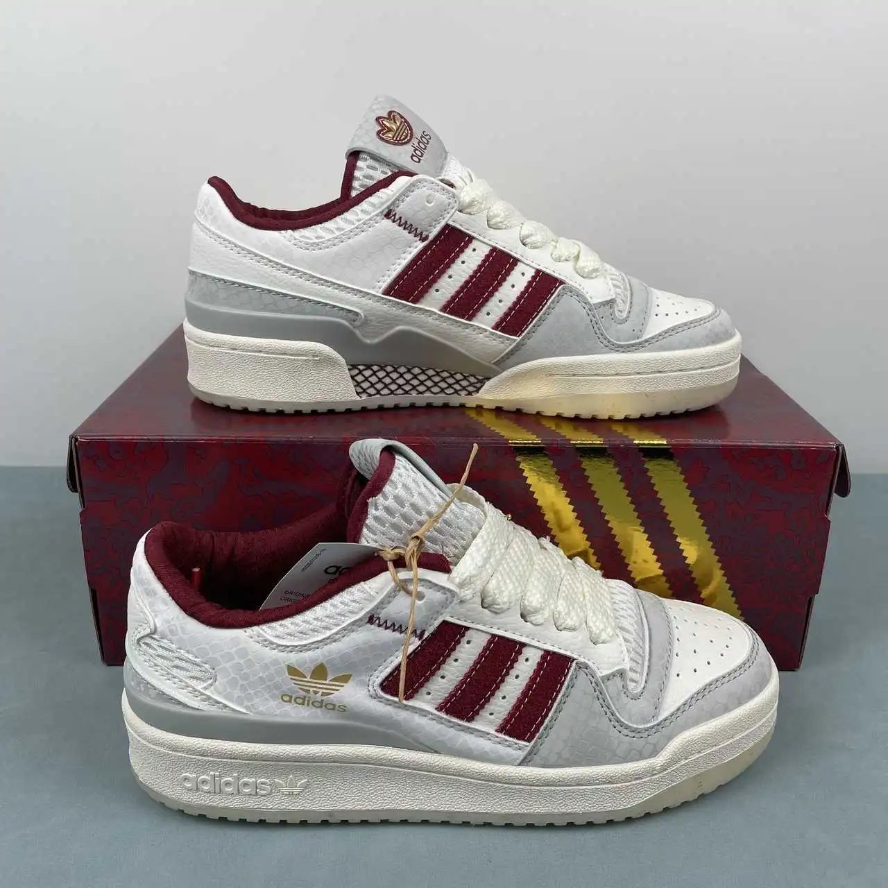 Nike ADIDAS Forum Low CL JP9969