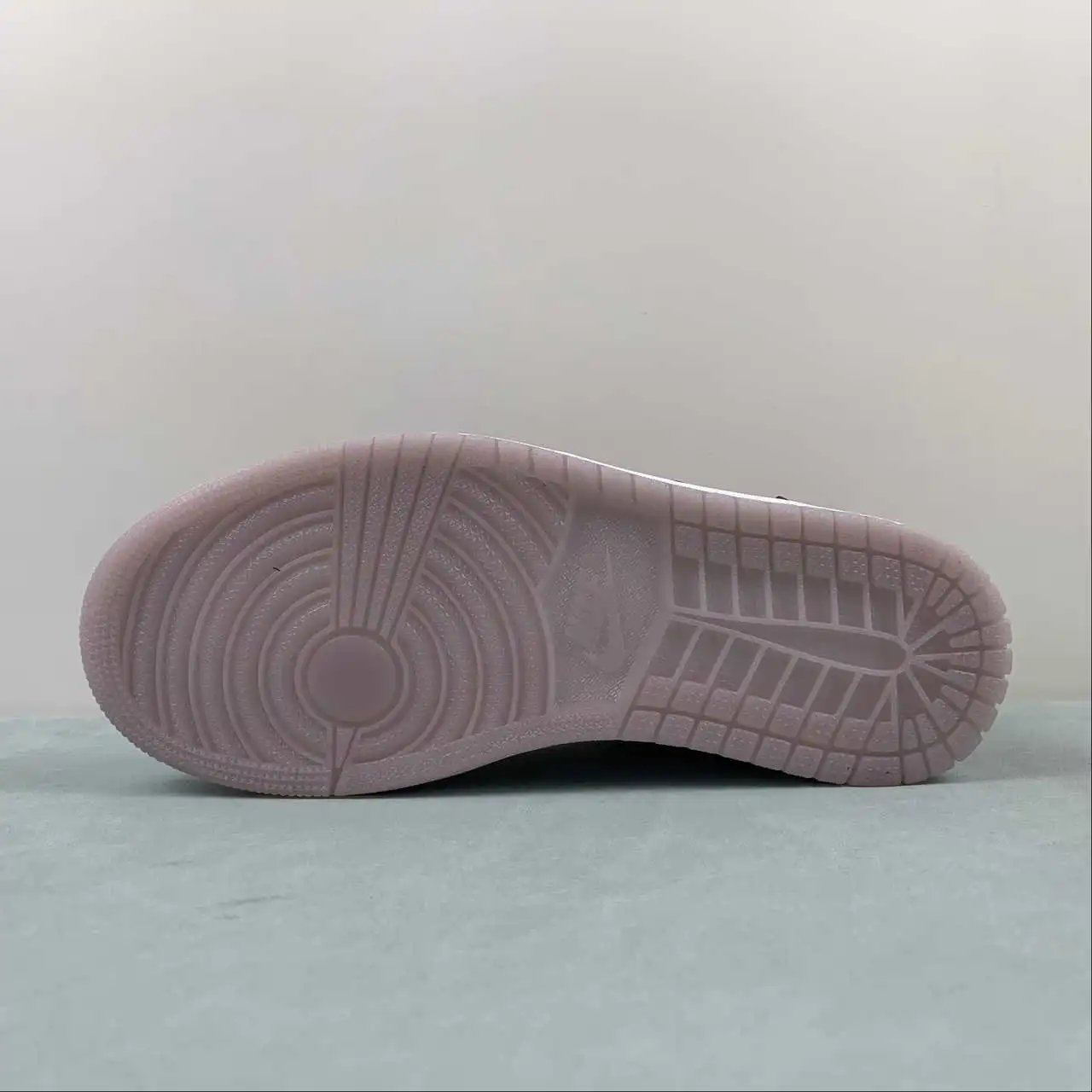 Air Jordan 1 Low DV1309-051 11