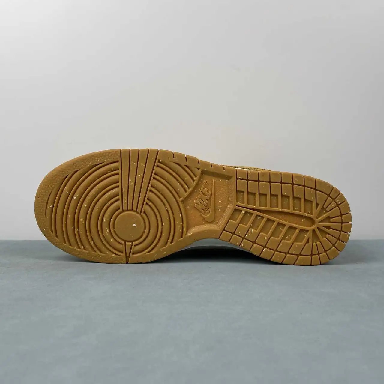 Nike Dunk Low HJ7673-100 12