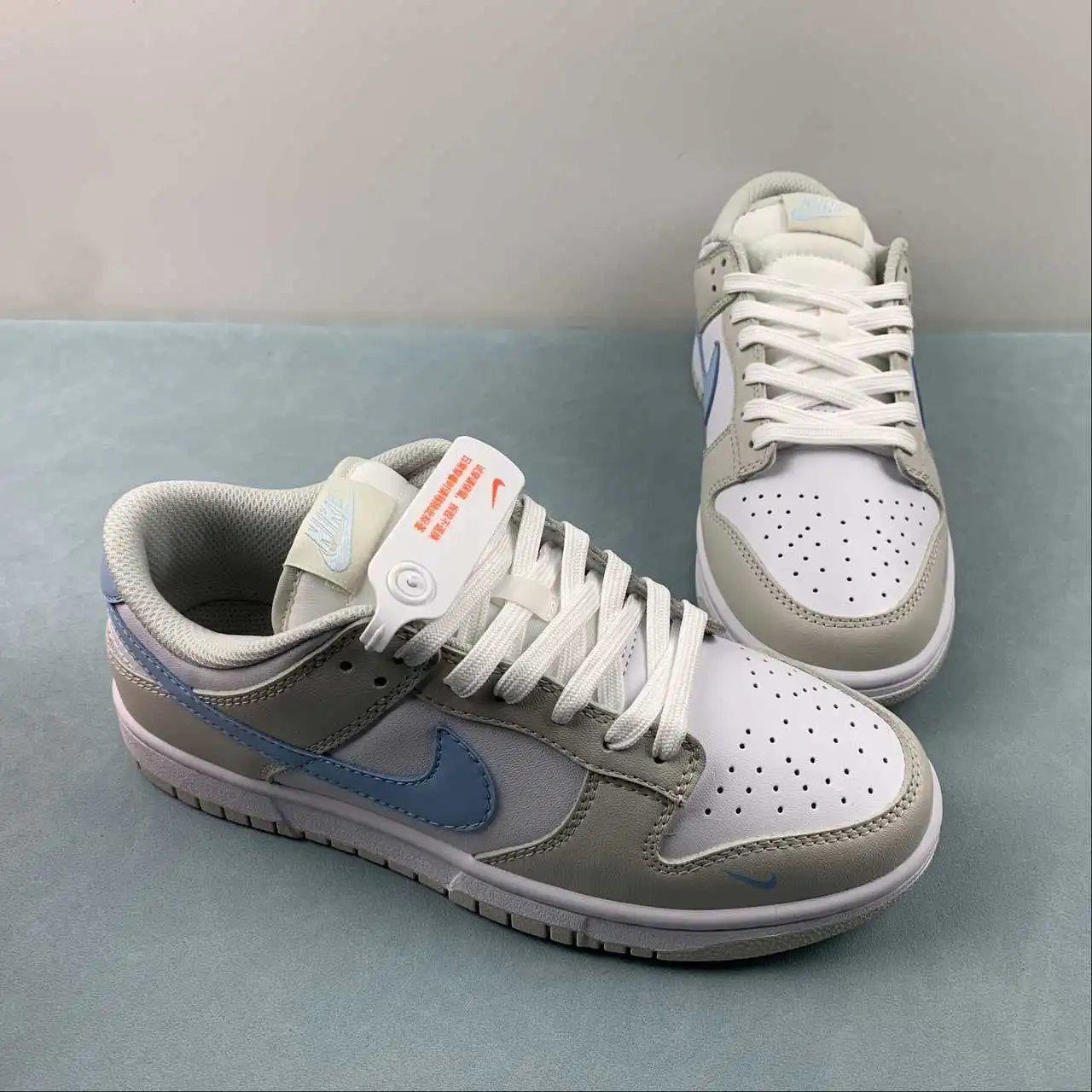 Nike Dunk Low HF0023-100 thumbnail 2