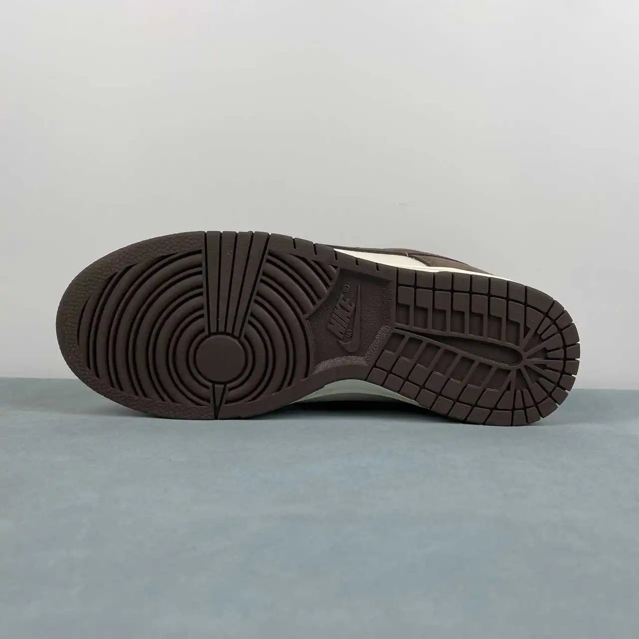 Nike Dunk Low Brown White Color-Blocked 12
