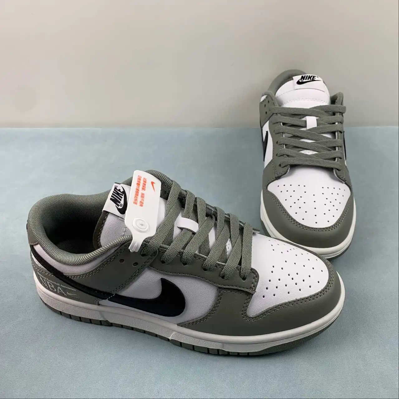 Nike Dunk Low FZ4624-001 thumbnail 2