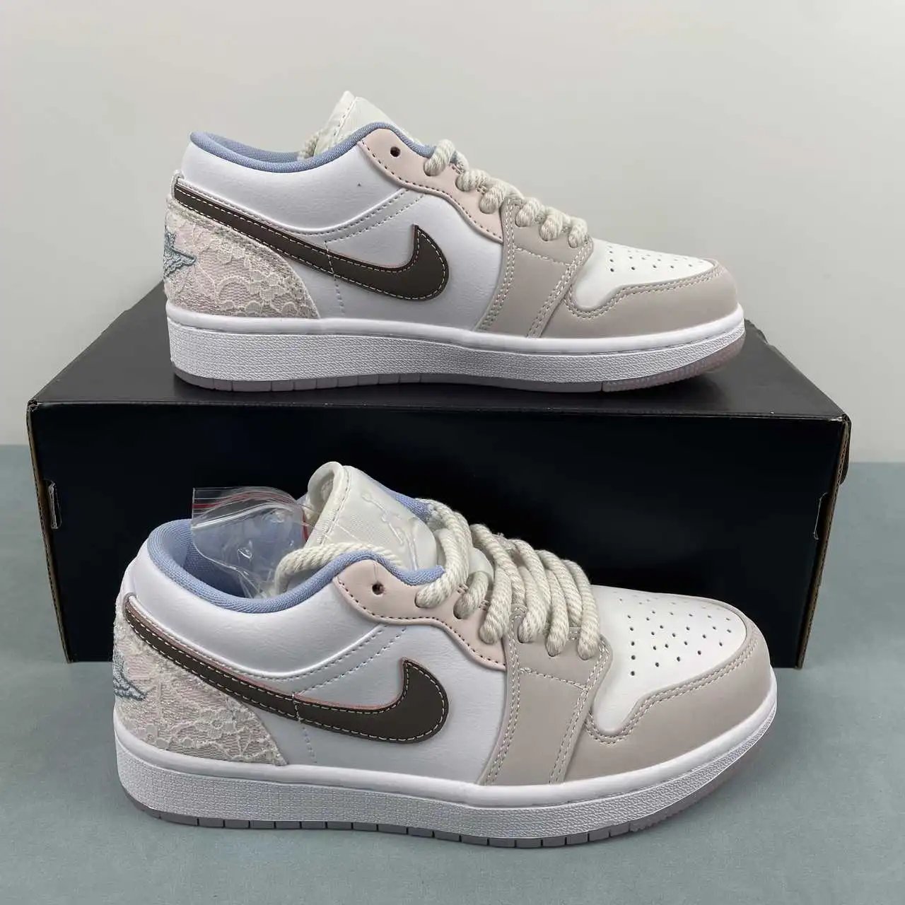 Air Jordan 1 Low IB8859-101