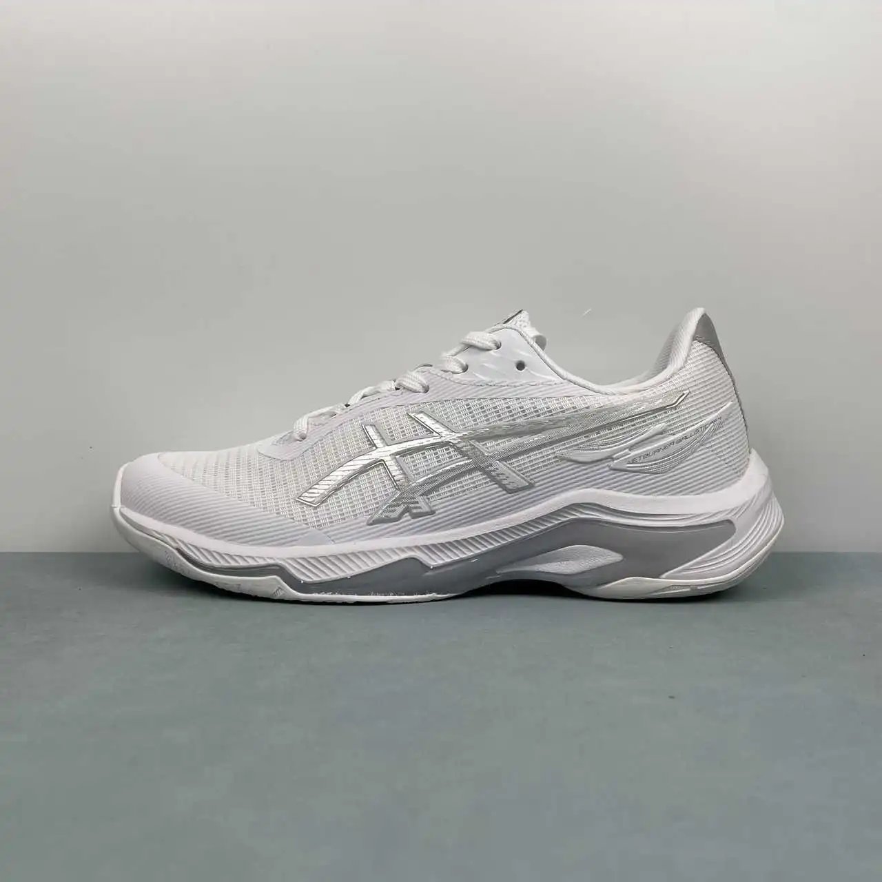 Asics NETBURNER BALLISTIC FF 4 1052A083-100 thumbnail 4