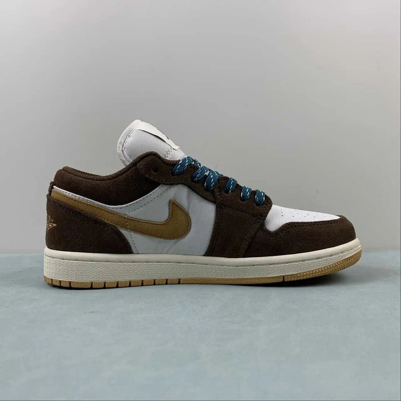 Air Jordan 1 Low FB2216-200 6