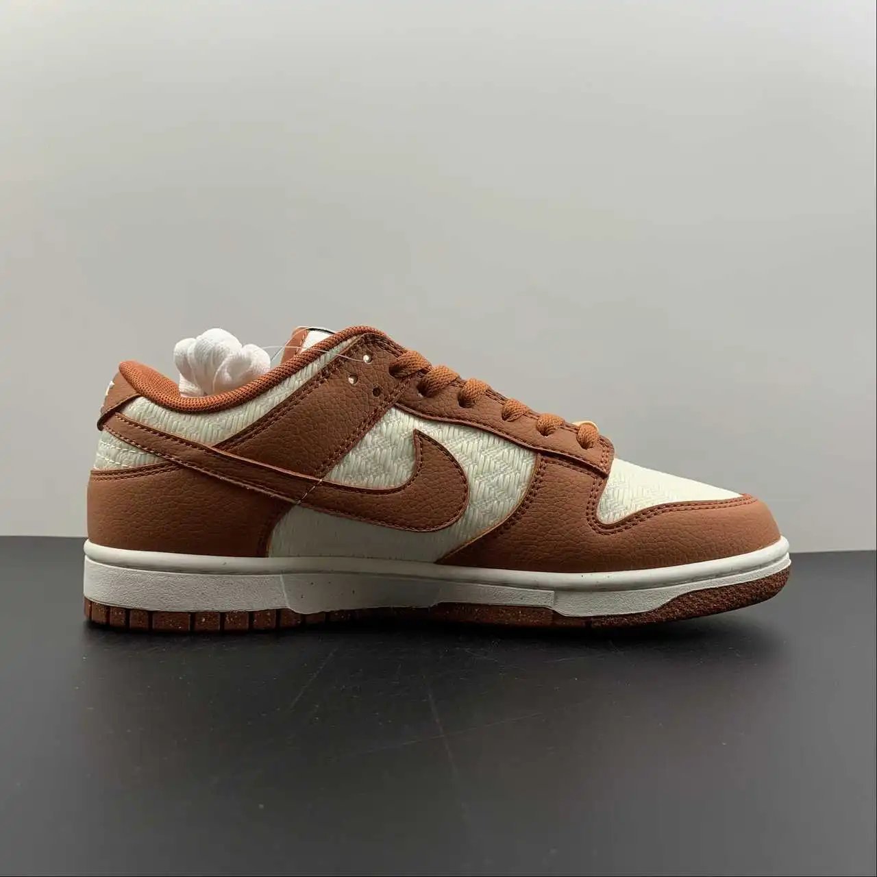 Nike Dunk Low DR5475-100 5
