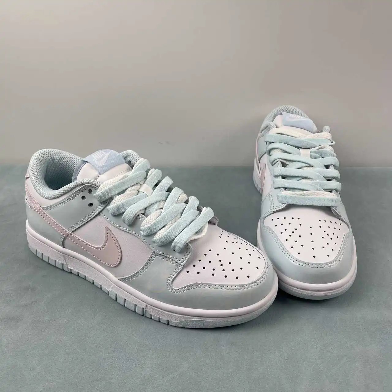 Nike Dunk Low FB9109-105 thumbnail 2