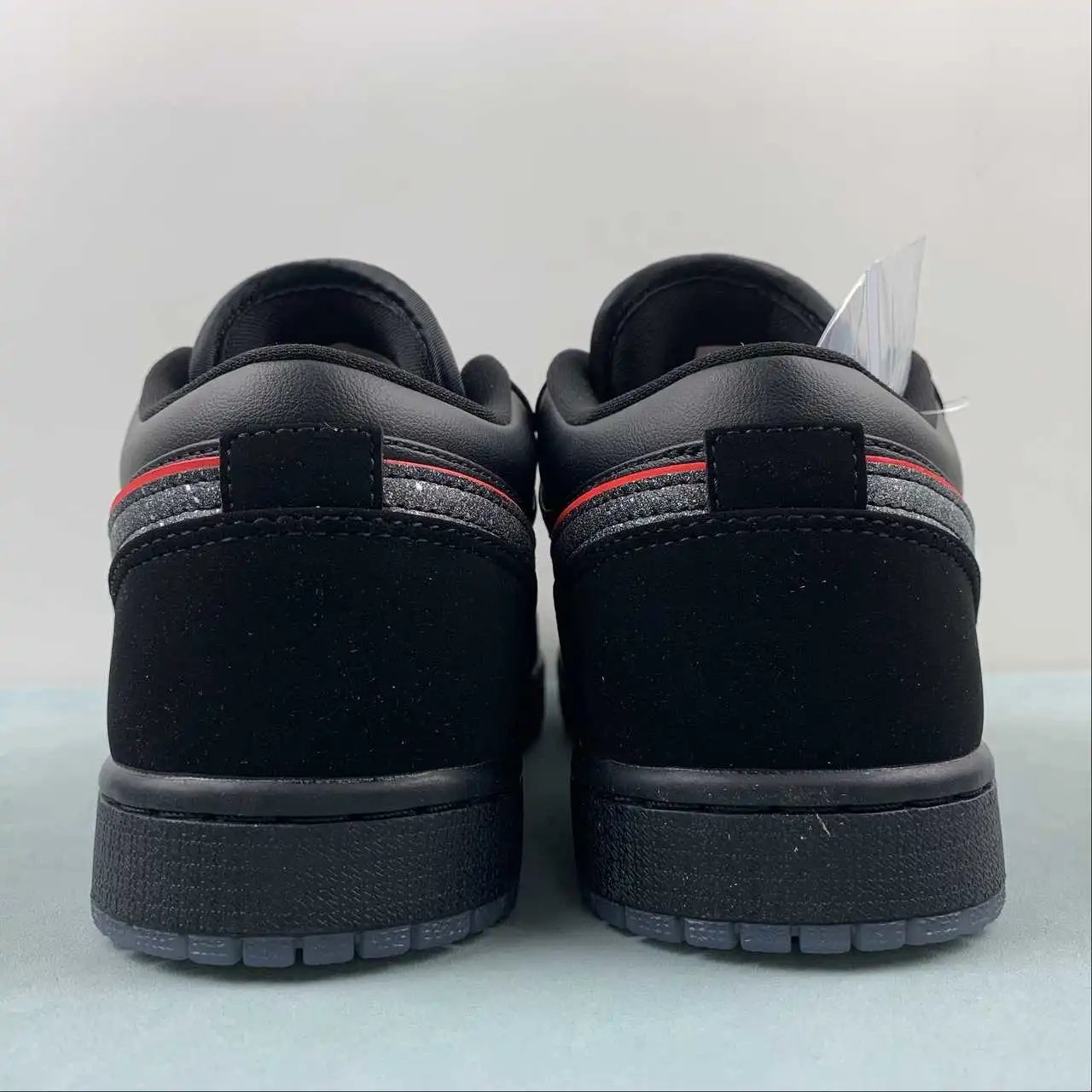Air Jordan 1 Low CK3022-006 thumbnail 4