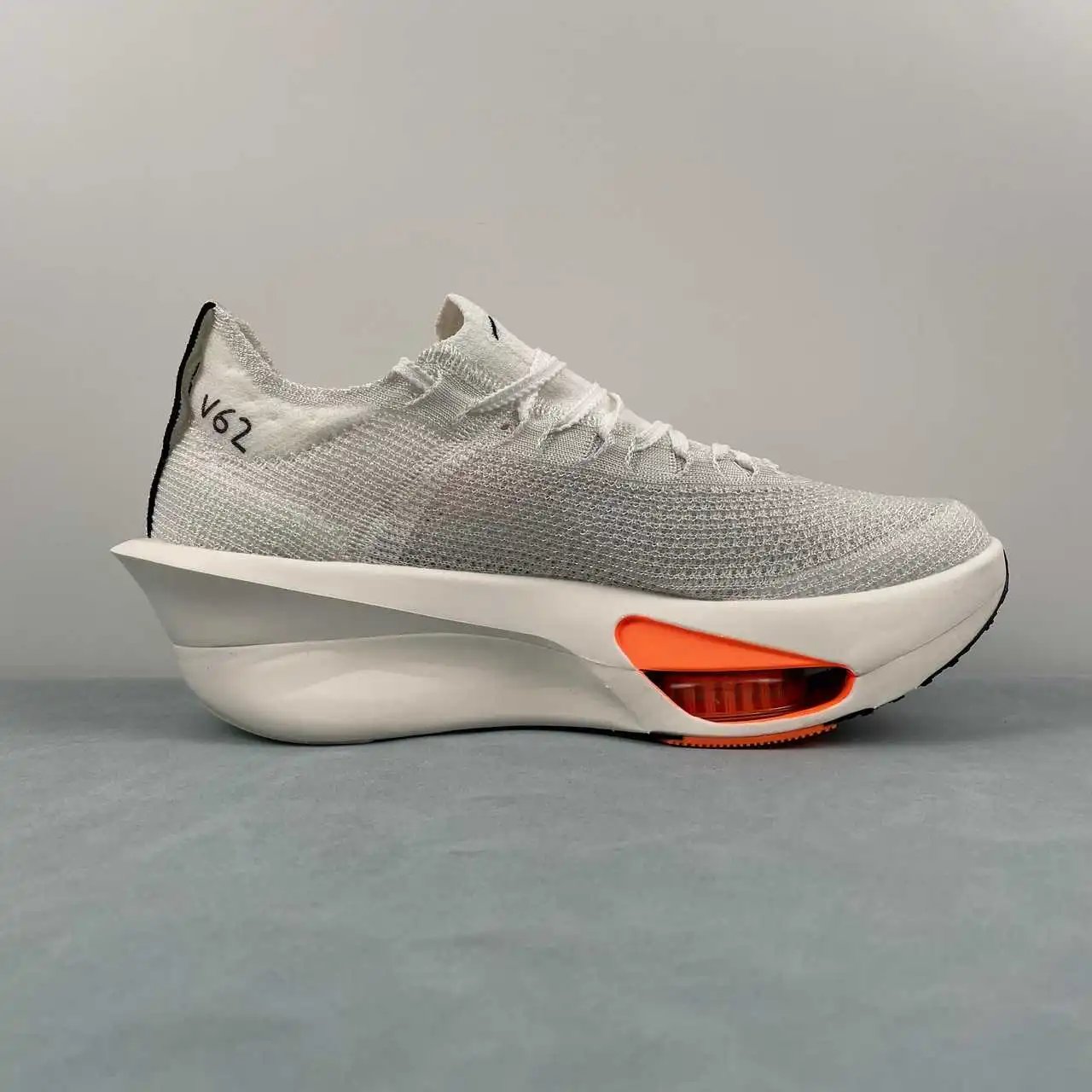 Nike Zoom Alphafly Next FD8356-100 thumbnail 4