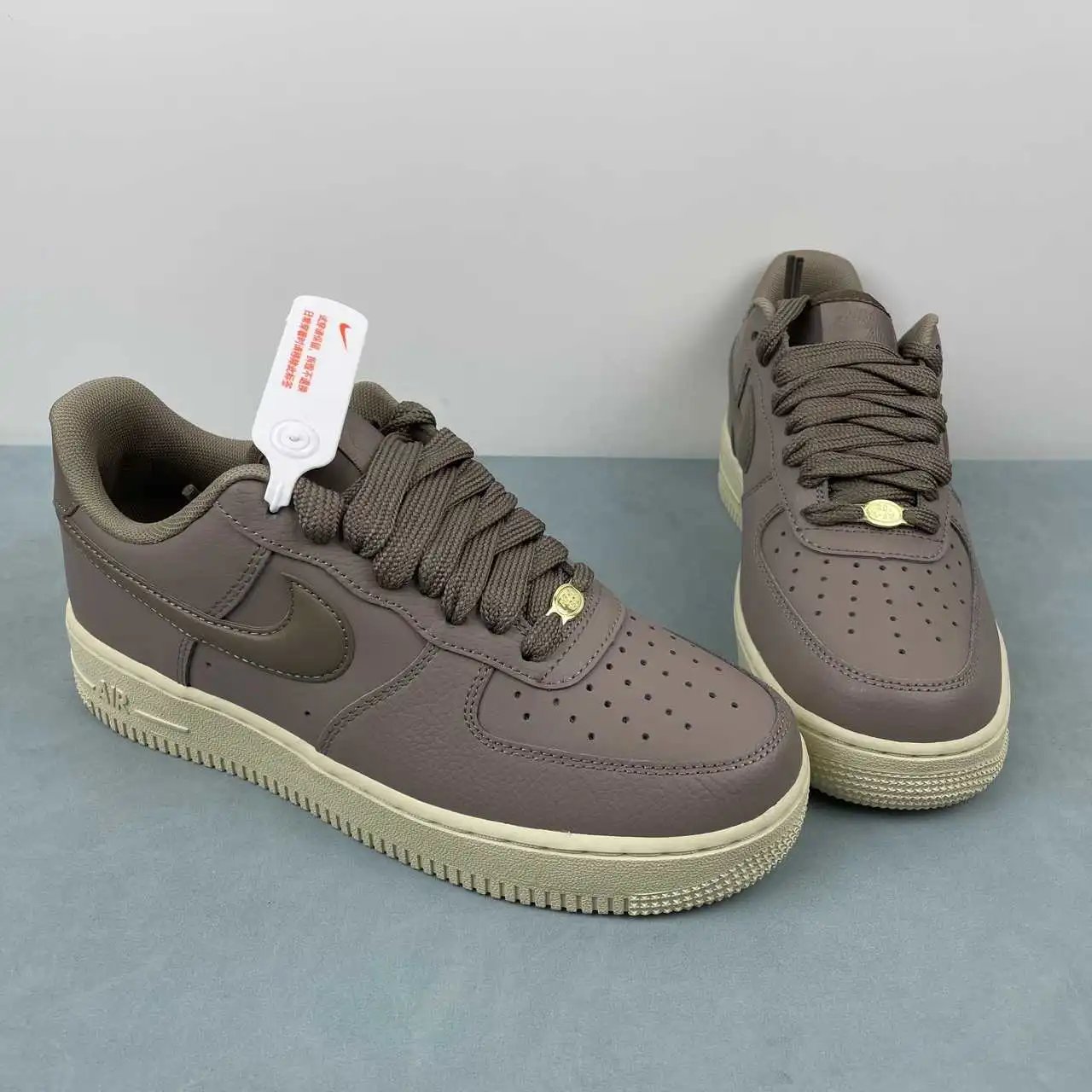 Nike Air Force 1 HF2014-200 thumbnail 2