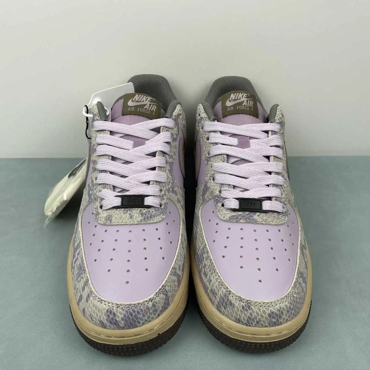 Nike Air Force 1 HF2898-500 thumbnail 3