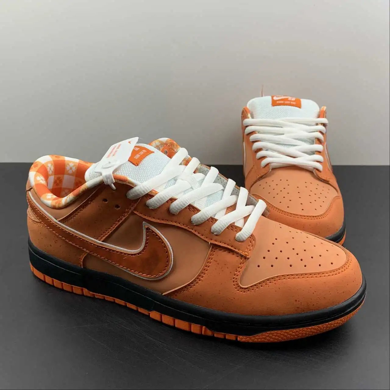 Nike Dunk Low FD8776-800 thumbnail 2