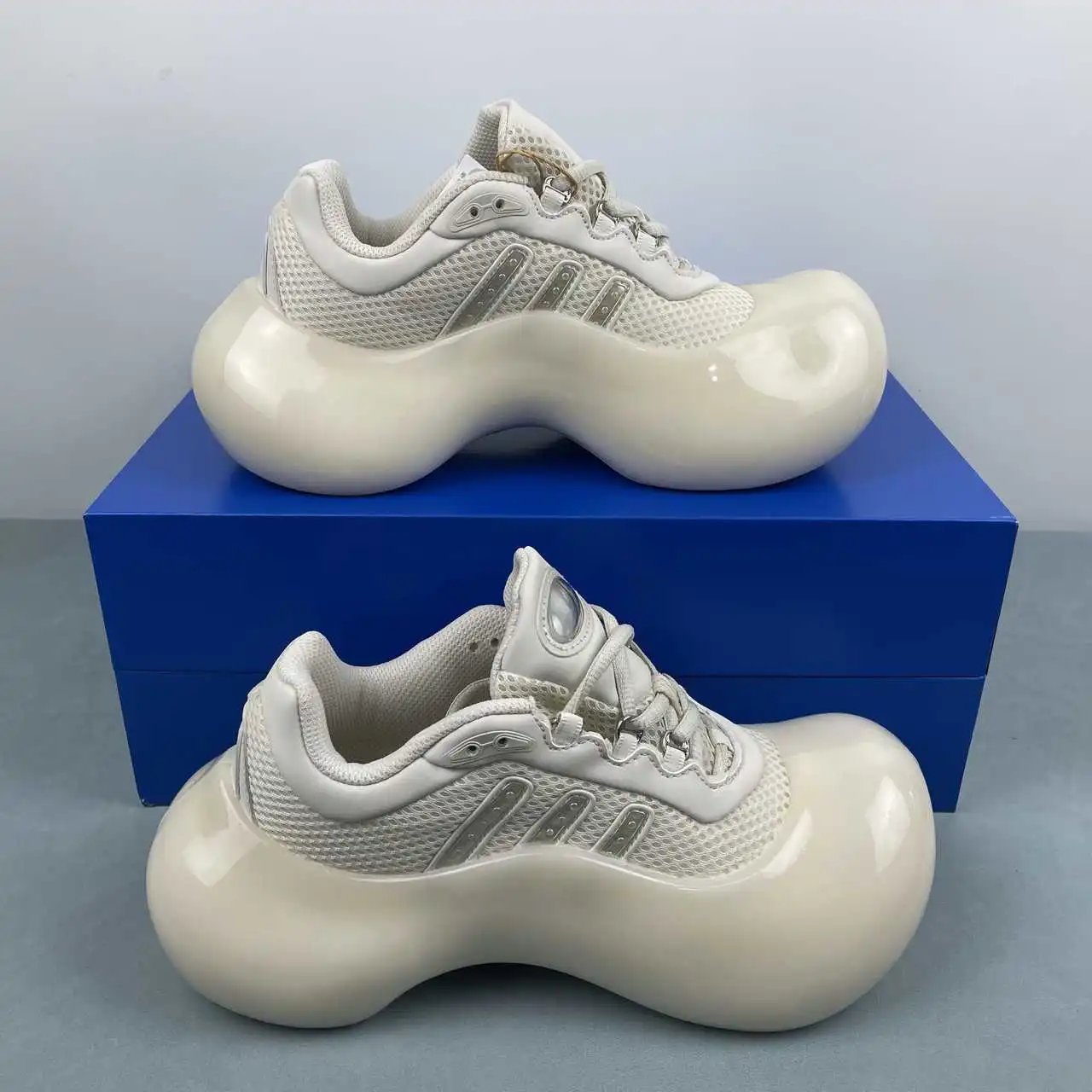 adidas Originals AVAVAV Moonrubber JI1495
