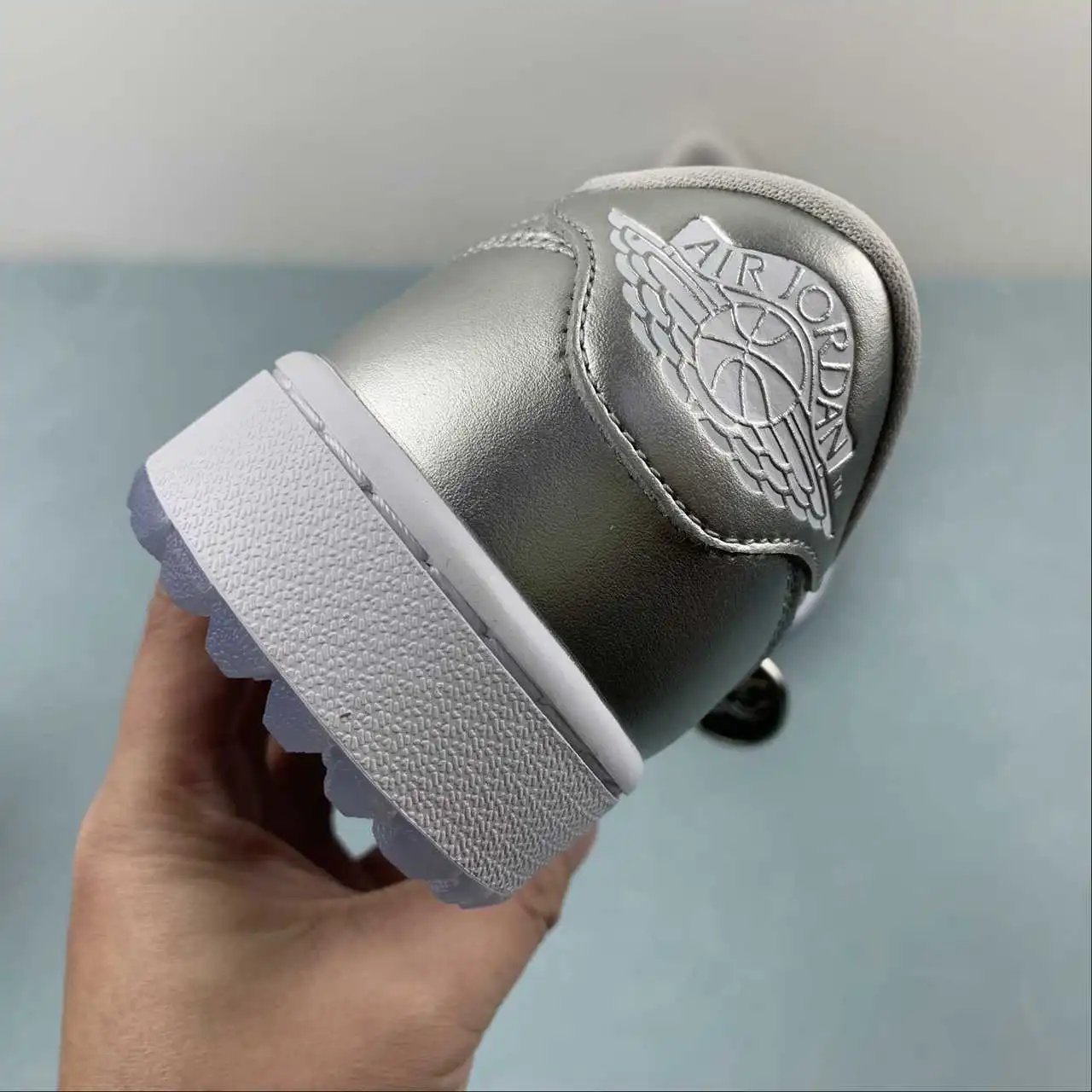 Air Jordan 1 Low FD6848-001 10