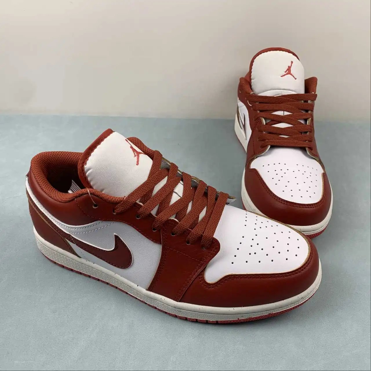 Air Jordan 1 Low FJ3459-160 thumbnail 2