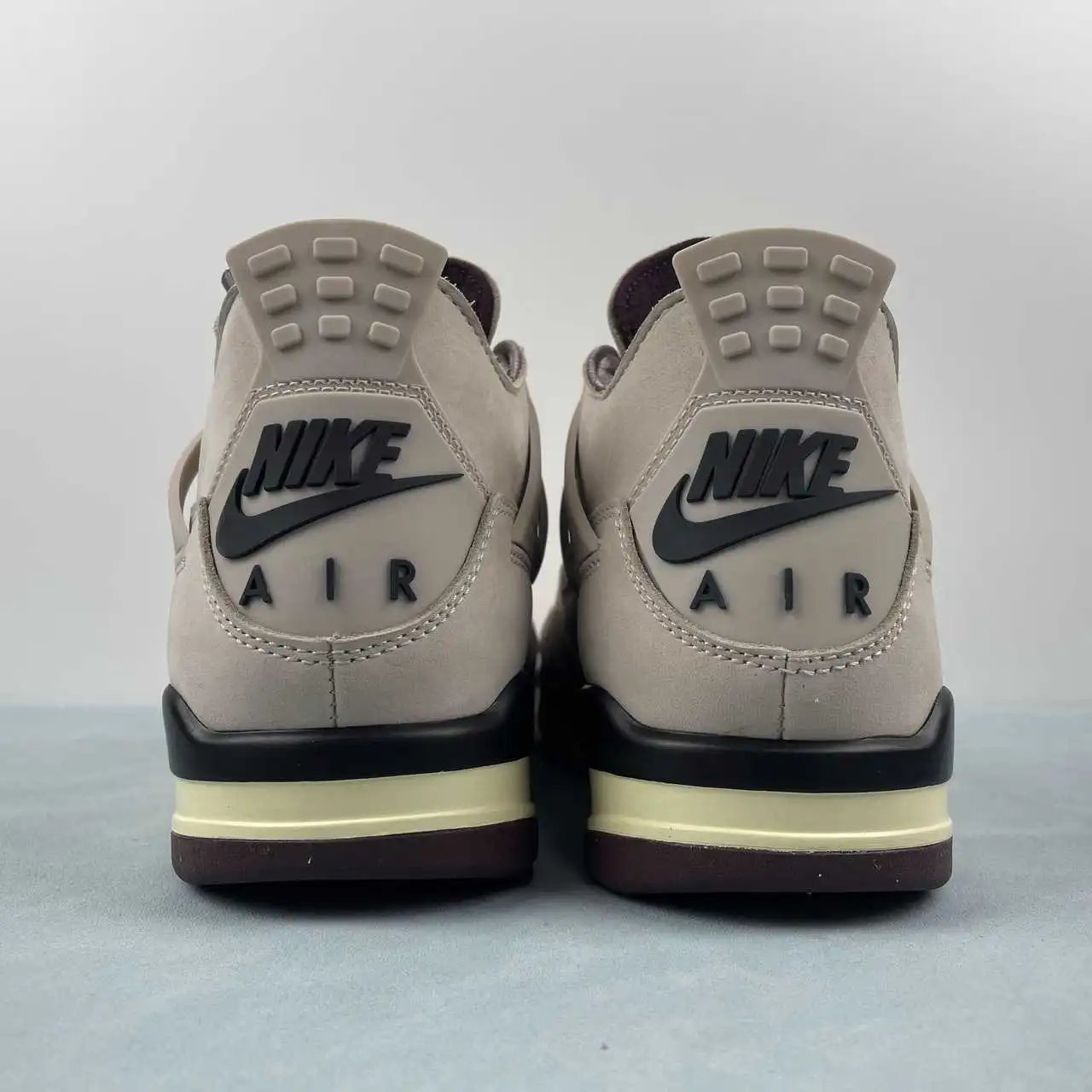 Air Jordan 4 FZ4810-200 thumbnail 3