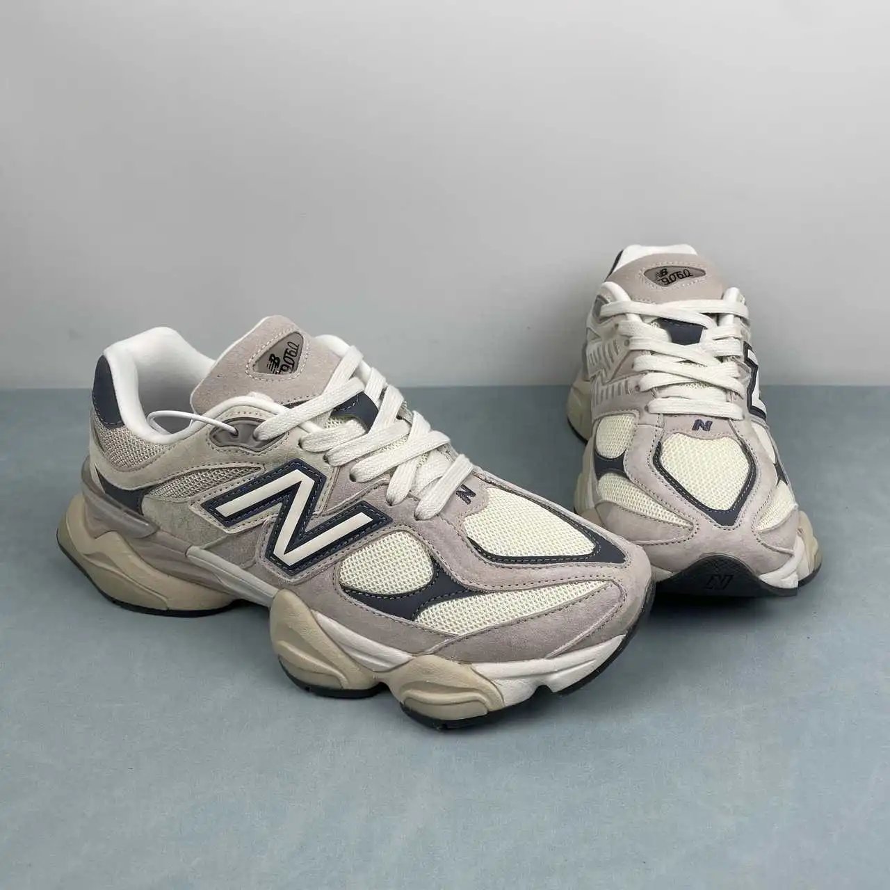 New Balance 9060 U9060EEB thumbnail 2