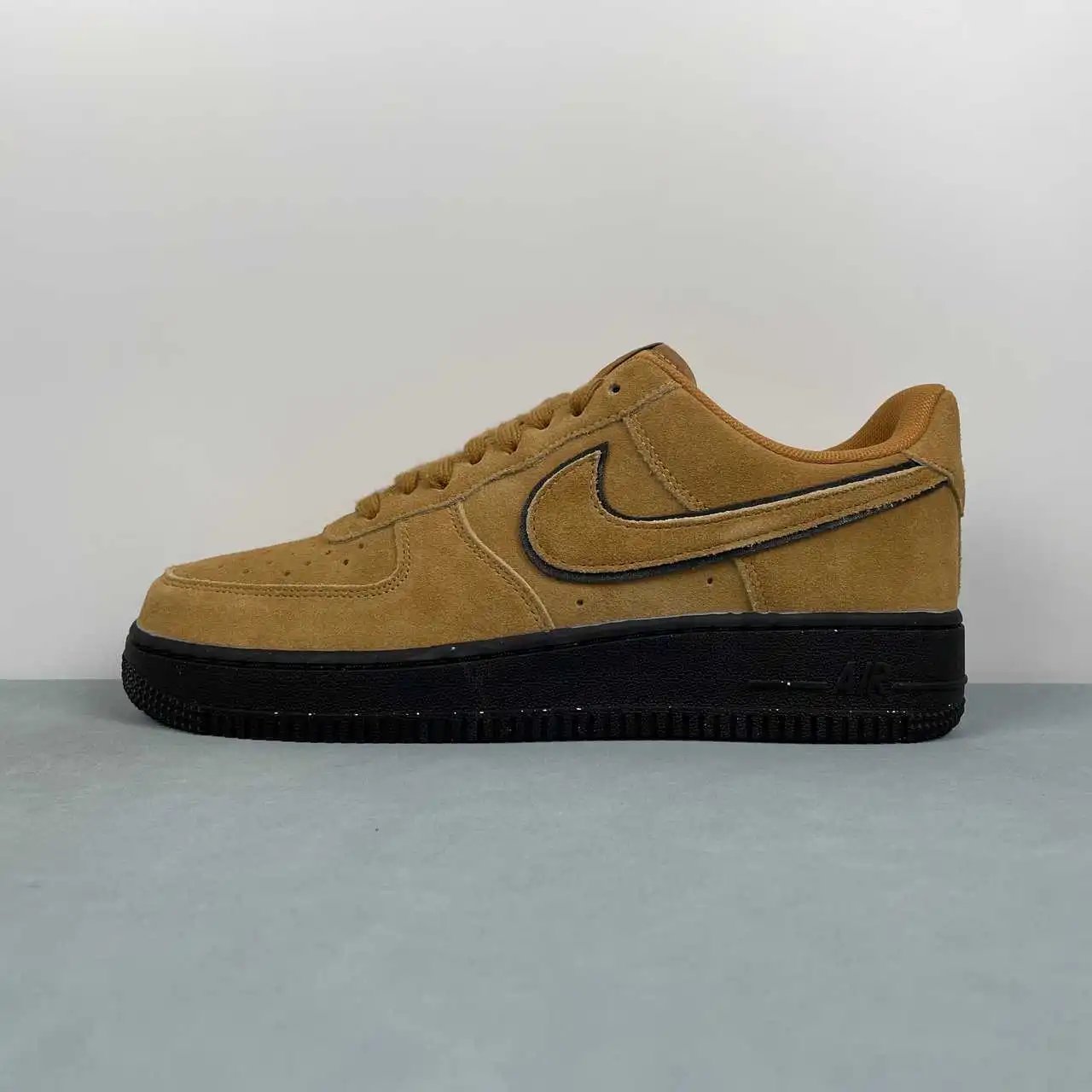 Nike Air Force 1 HQ1966-700 thumbnail 4