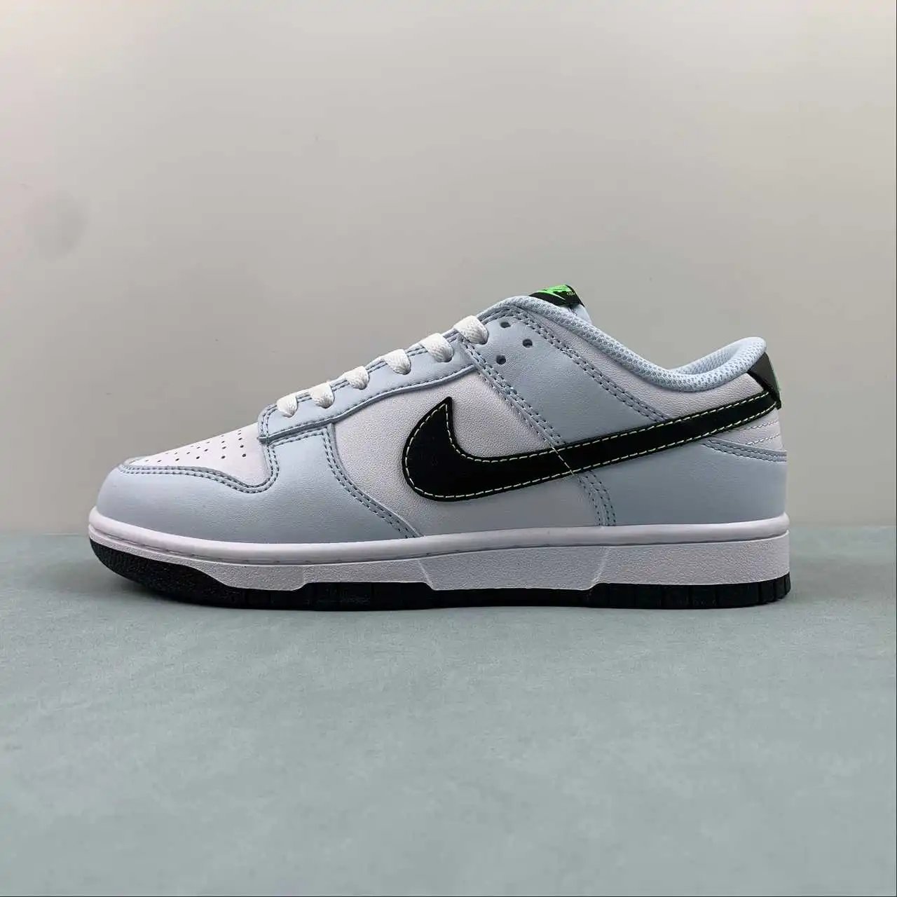 Nike Dunk Low FB9109-107 thumbnail 4
