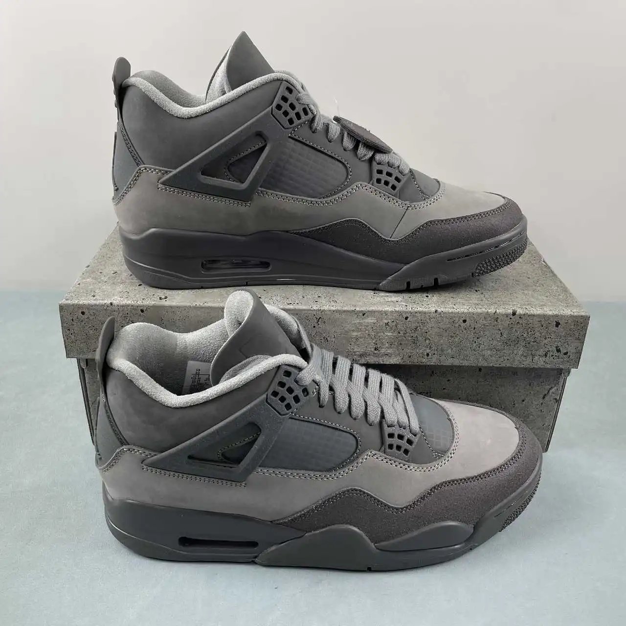 Air Jordan 4 FQ7928-001
