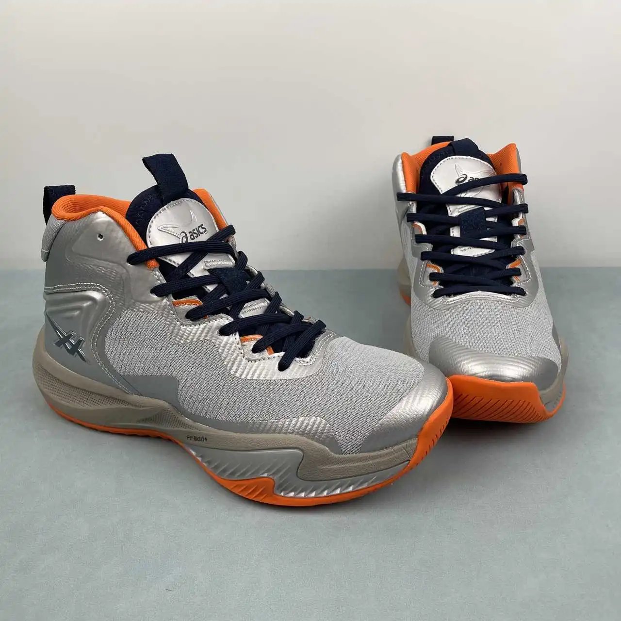 Asics NOVA SURGE 3 1061A048-020 thumbnail 2