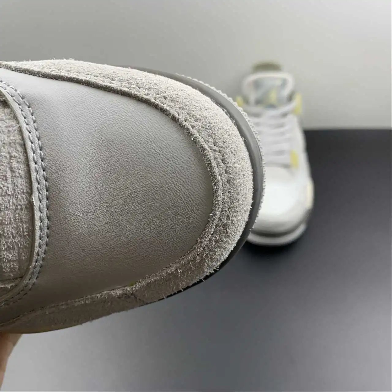 Air Jordan 4 DV3742-021 8